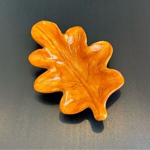 😍2/$20 Ceramic Oak Fall Leaf Dish In An Autumn Rust Colour 7”